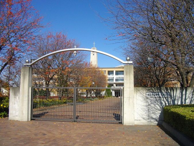 共愛学園中学校外観画像