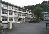 瀬戸谷中学校外観画像