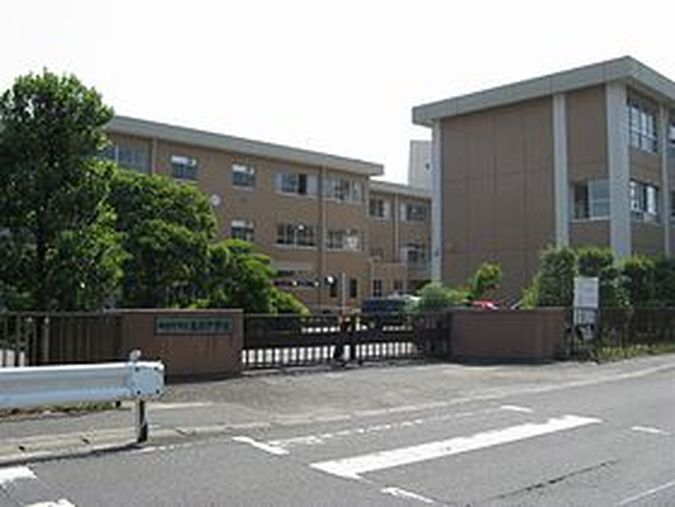 大池中学校外観画像