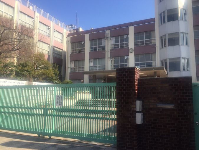 墨江丘中学校外観画像