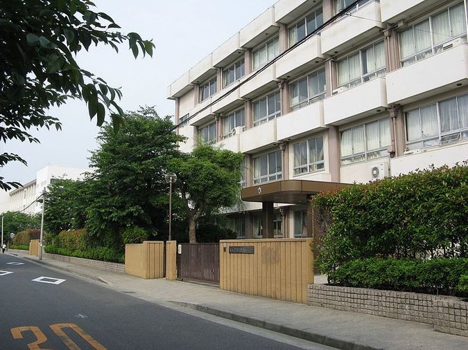 誠風中学校外観画像