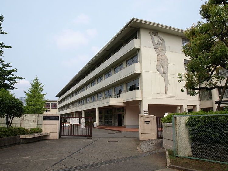 菅高等学校画像