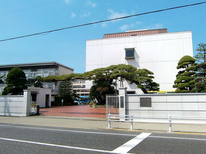 甲子園学院中学校外観画像