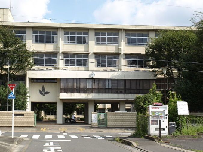 橋本高等学校外観画像