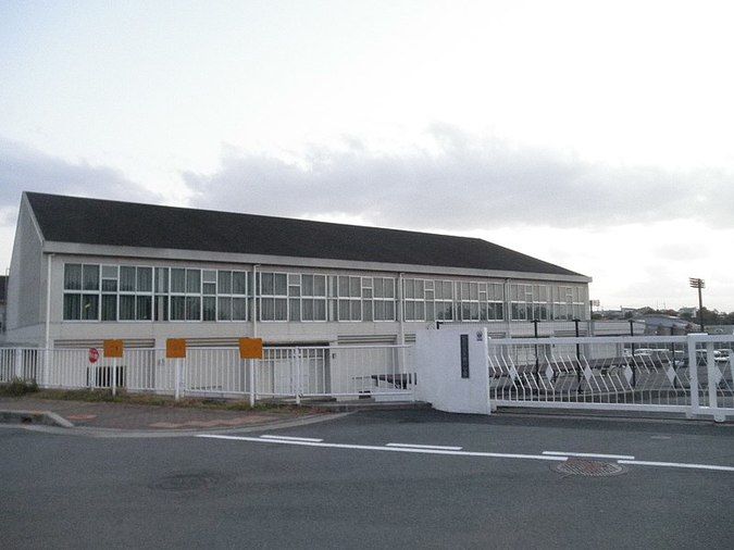 三木東中学校外観画像