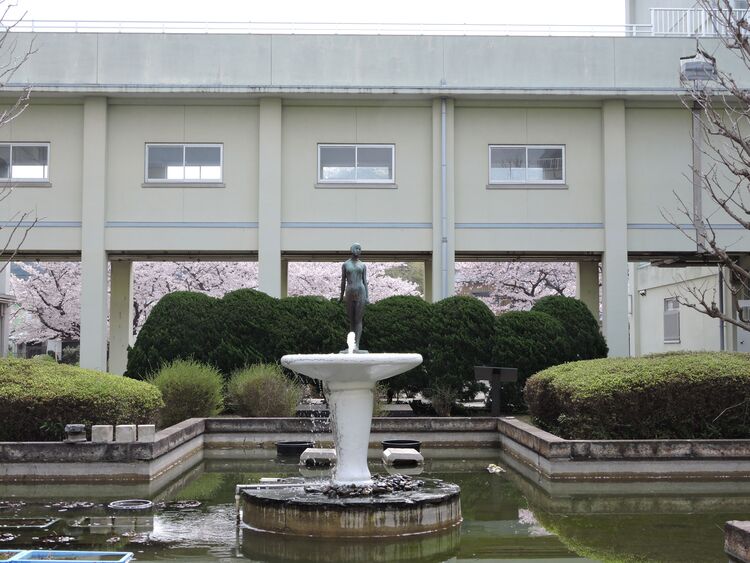 横須賀大津高等学校画像