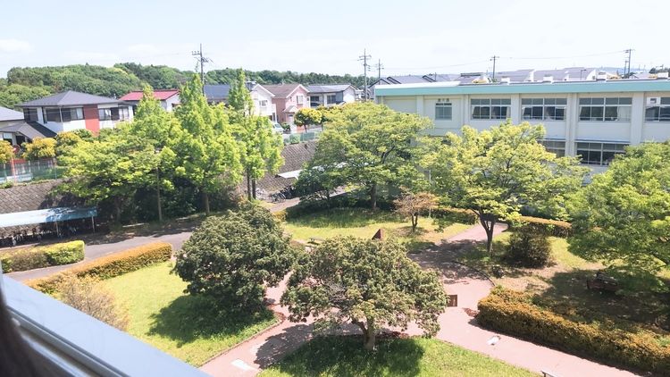横浜緑園高等学校画像