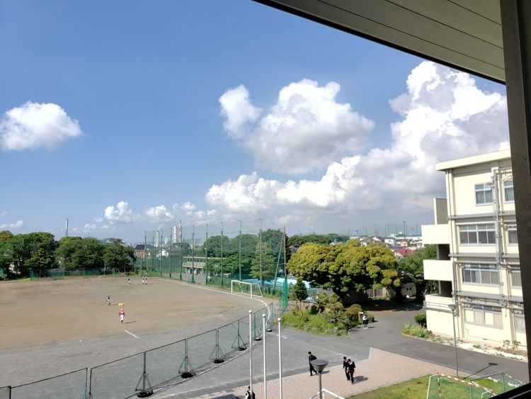 横浜緑ケ丘高等学校画像