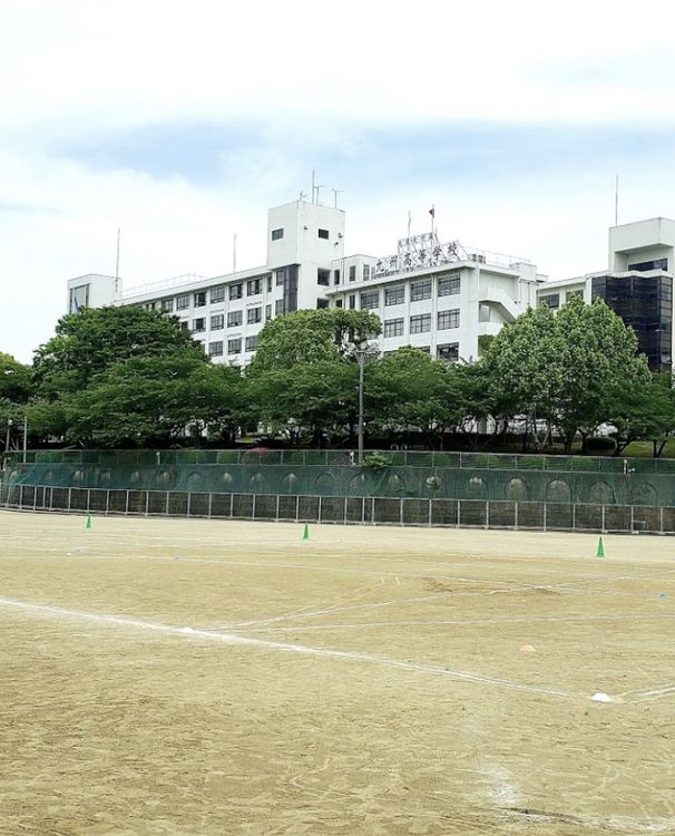 九州産業大学付属九州高等学校画像