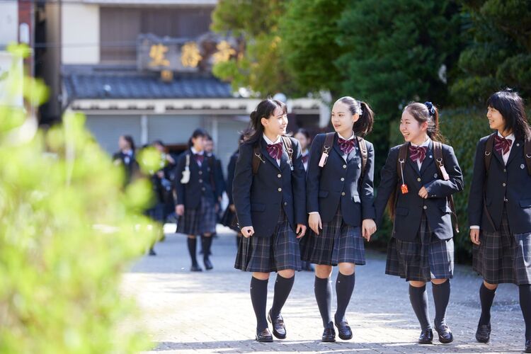 国本女子高等学校画像