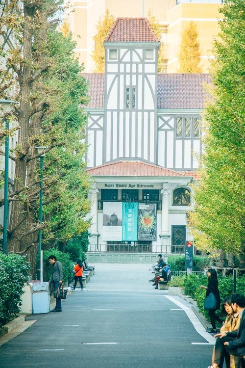 早稲田大学画像