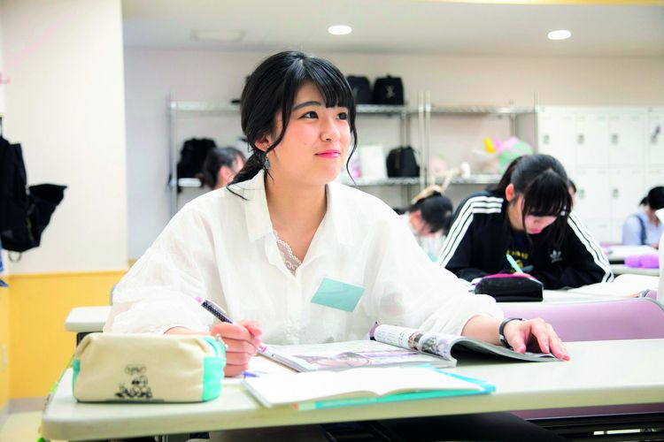 札幌ブライダル＆ホテル観光専門学校画像