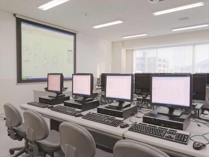 札幌ファッションデザイン専門学校ＤＯＲＥＭＥ