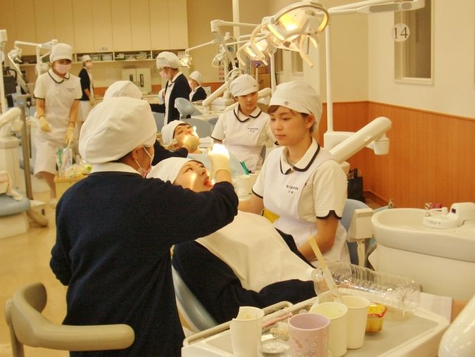 旭川歯科学院専門学校