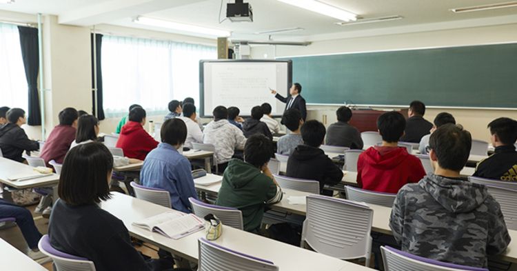 日本工学院北海道専門学校画像