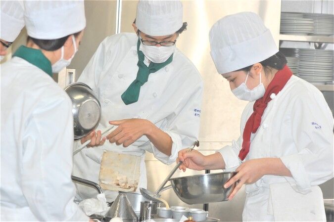 酒田調理師専門学校