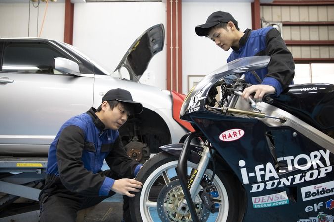 国際自動車・ビューティ専門学校