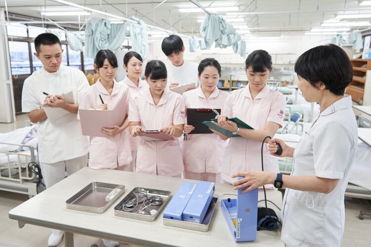 浦和学院専門学校 看護学科 口コミ 学科情報をチェック みんなの専門学校情報 浦和学院専門学校 看護学科 口コミ 学科情報をチェック みんなの専門学校情報