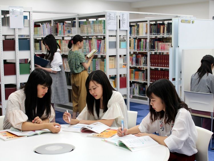 北原学院歯科衛生専門学校画像