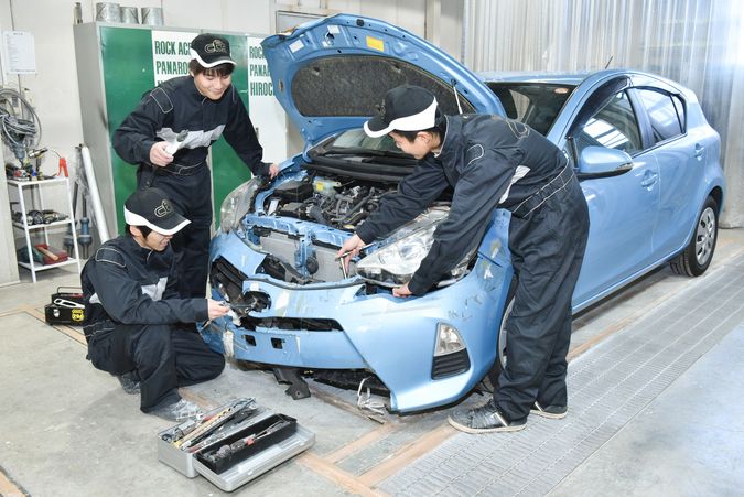 専門学校中央自動車大学校