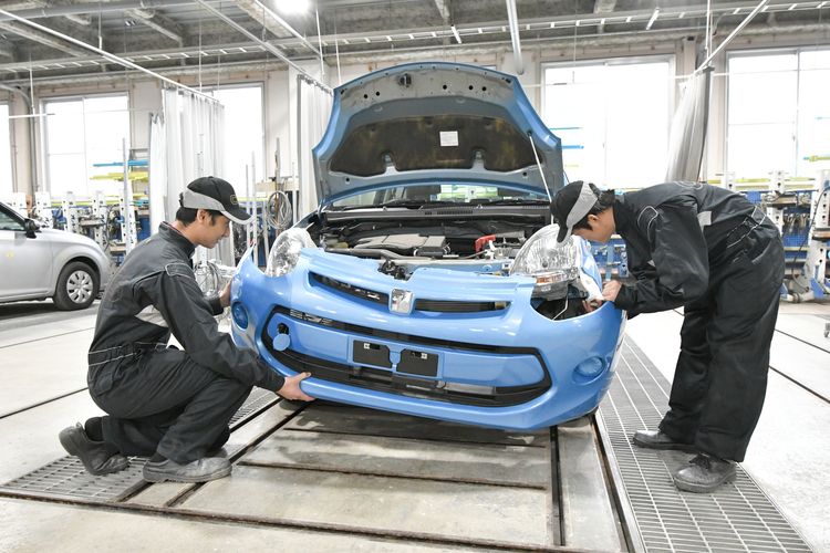 専門学校中央自動車大学校画像