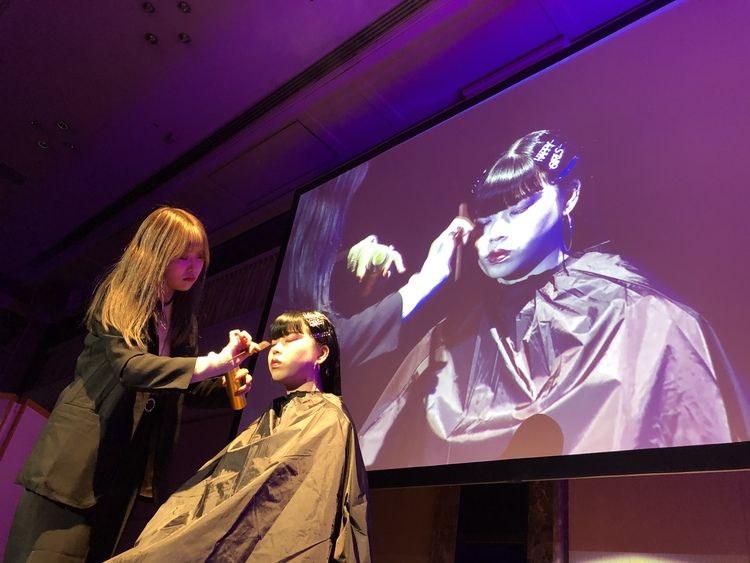 タカラ美容専門学校画像