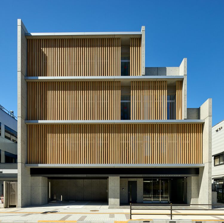 東京呉竹医療専門学校画像