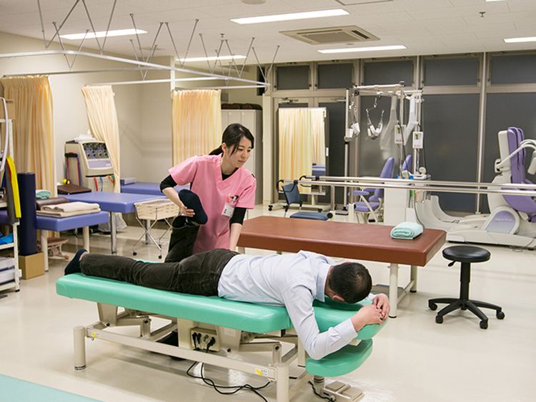 新宿医療専門学校画像