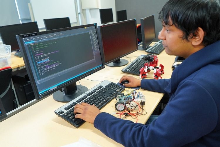 東京デザインテクノロジーセンター専門学校画像