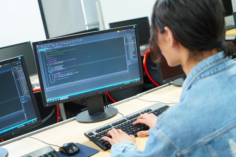 東京デザインテクノロジーセンター専門学校画像