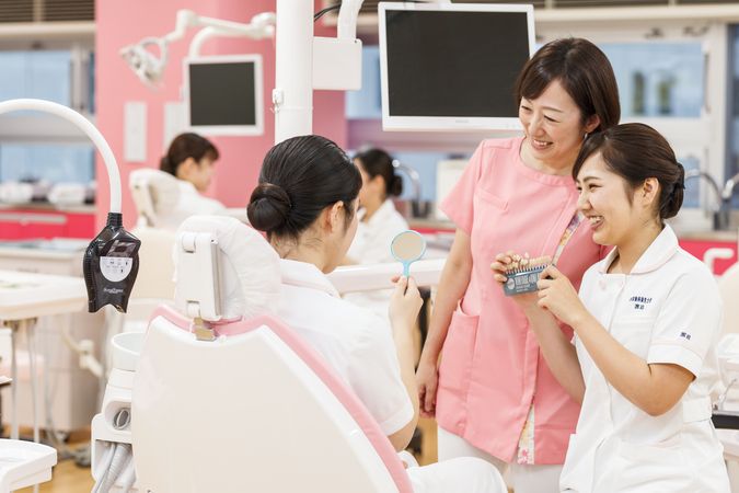 新東京歯科衛生士学校