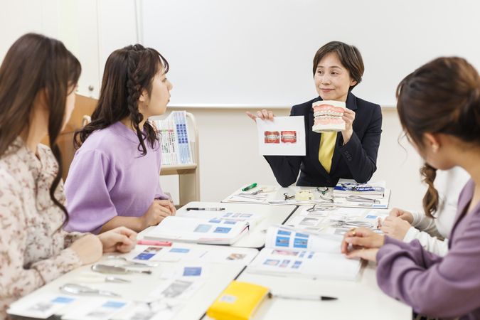 新東京歯科衛生士学校