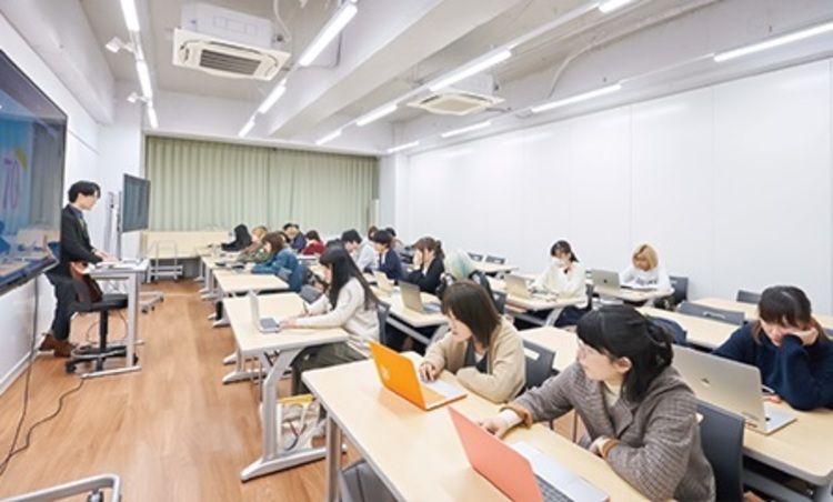 専門学校日本デザイナー学院 グラフィックデザイン科 口コミ 学科情報をチェック みんなの専門学校情報