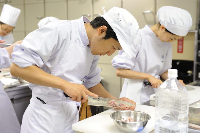 服部栄養専門学校