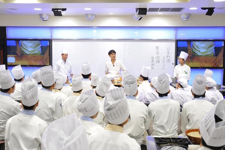 服部栄養専門学校画像