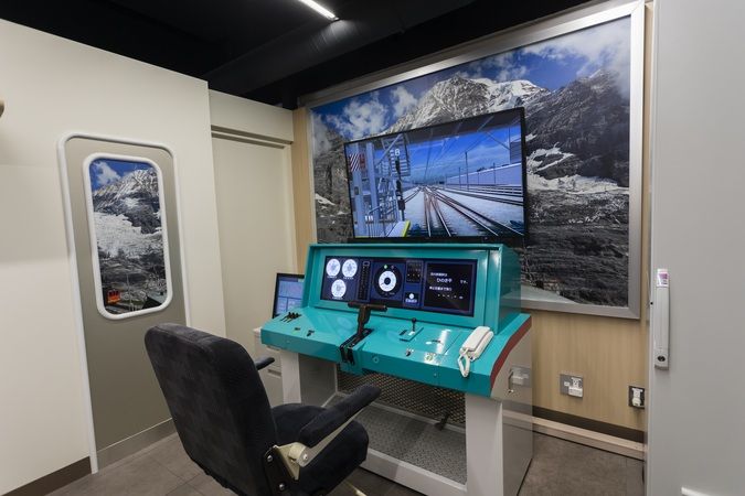 エアライン・鉄道・ホテル・テーマパーク専門学校東京