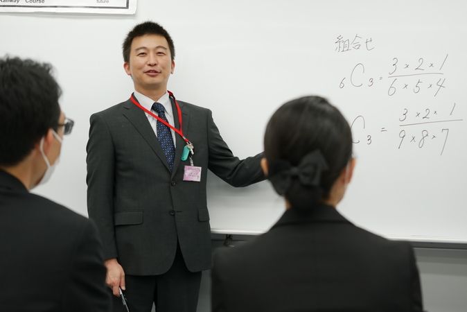 エアライン・鉄道・ホテル・テーマパーク専門学校東京