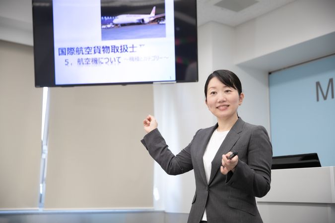 エアライン・鉄道・ホテル・テーマパーク専門学校東京