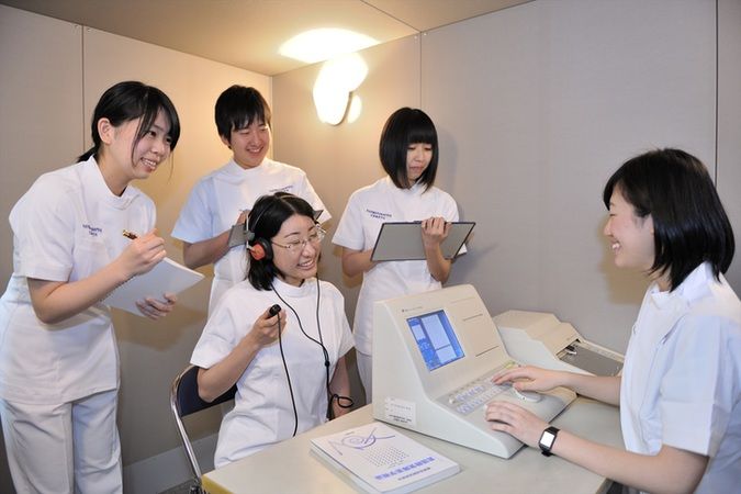 西武学園医学技術専門学校　東京池袋校