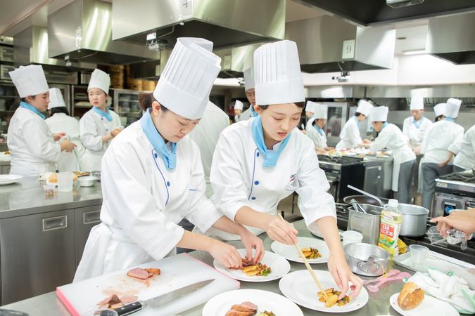 香川調理製菓専門学校