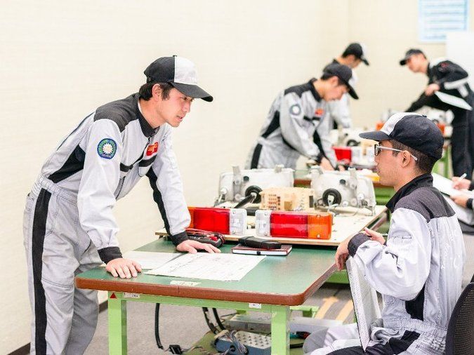 専門学校トヨタ東京自動車大学校