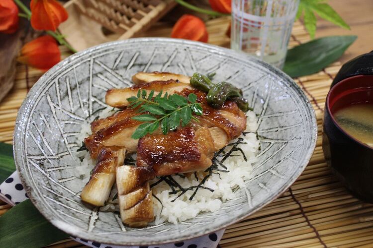 【日本料理】鶏の照り焼き丼を作る実習体験（定員30名）