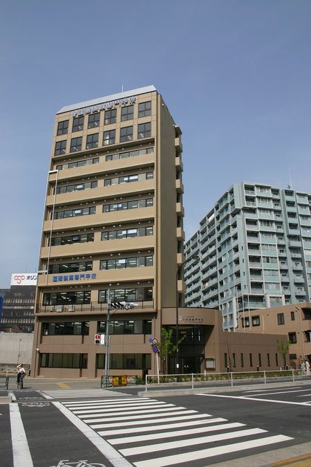 国際製菓専門学校