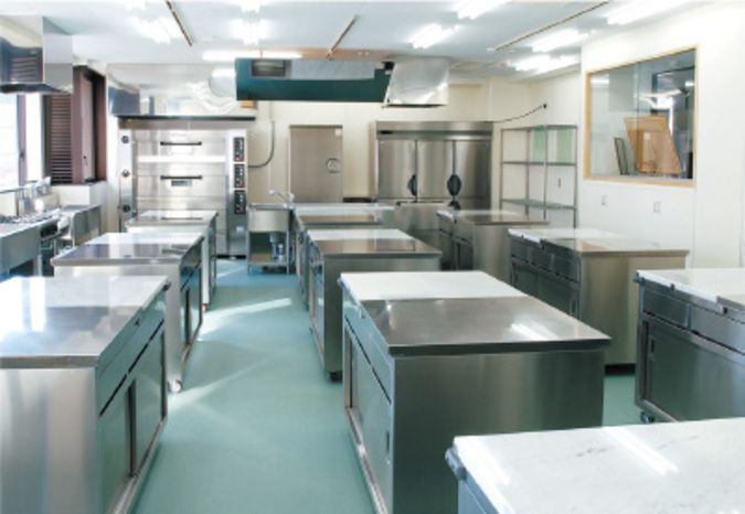 国際製菓専門学校