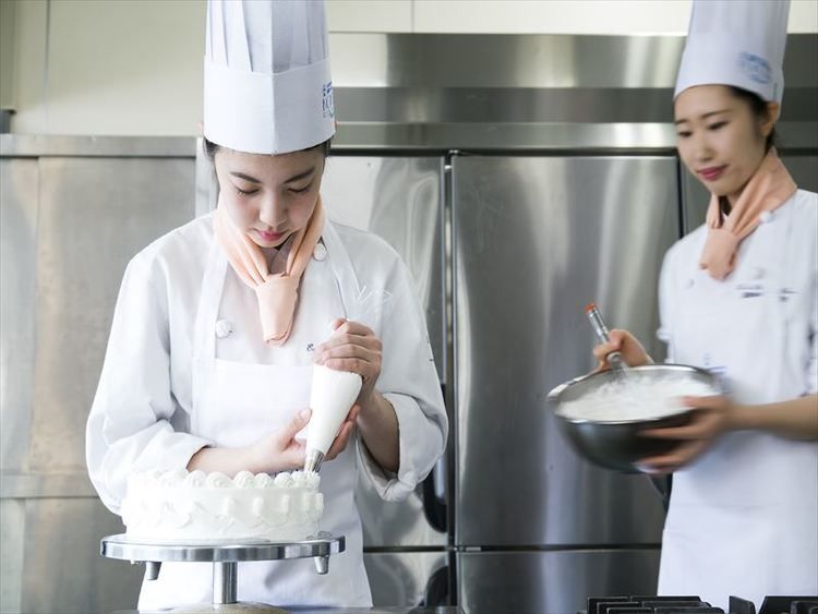 国際製菓専門学校画像