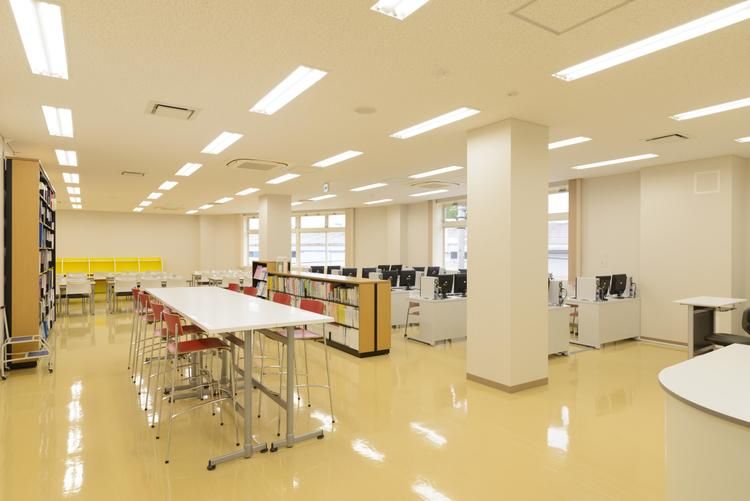 東京西の森歯科衛生士専門学校画像