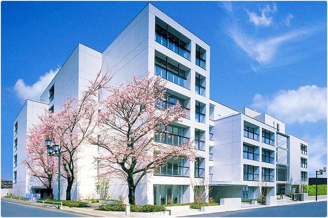 国際文化理容美容専門学校国分寺校