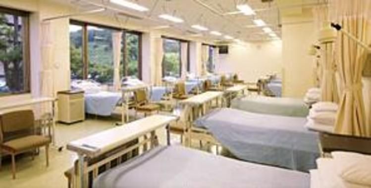 横浜市病院協会看護専門学校画像