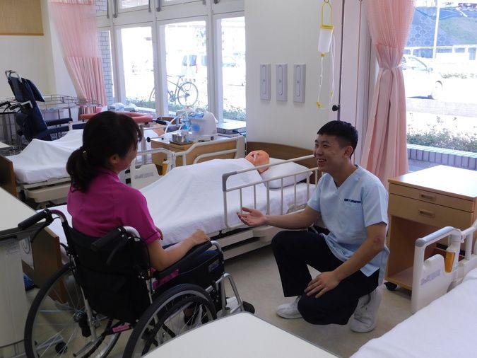 医療ビジネス観光福祉専門学校