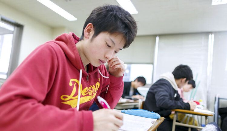 新潟公務員専門学校画像